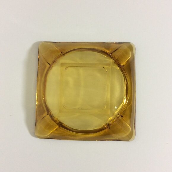 VINTAGE amber glass ashtray 6" square heavy - Picture 7 of 12